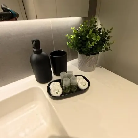 Prv I By Lysm Group Лиссабон